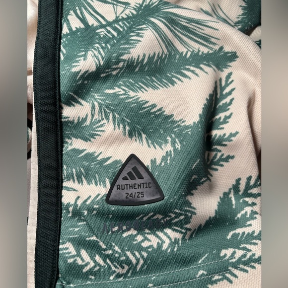 Adidas Portland Timbers soccer jersey men’s size large slim fit NWT - Picture 4 of 4